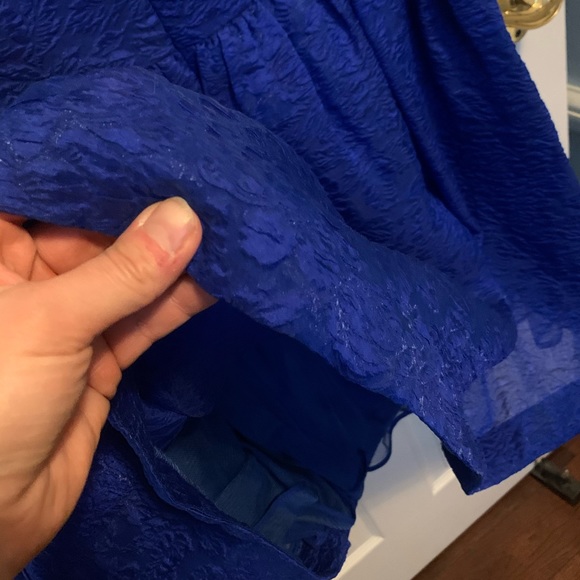 BCBG party dress size small (fits medium) - Picture 9 of 9